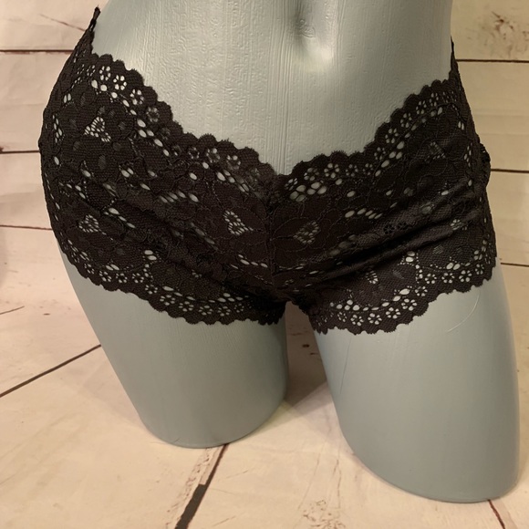 Victoria Secret Set - Picture 3 of 8